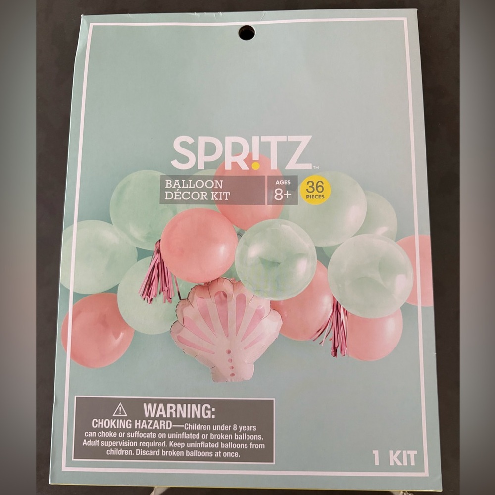Spritz Balloon Decor Kit - Pink and Mint
